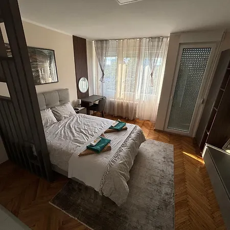 Ferienwohnung Mina 2 Belgrad Exterior foto